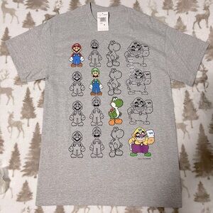 NWT Mario Brothers and Friends Graphic T-shirt (Size - M)
